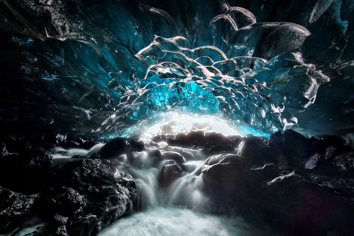modern-3-piece-canvas-print-blue-glacier-cave