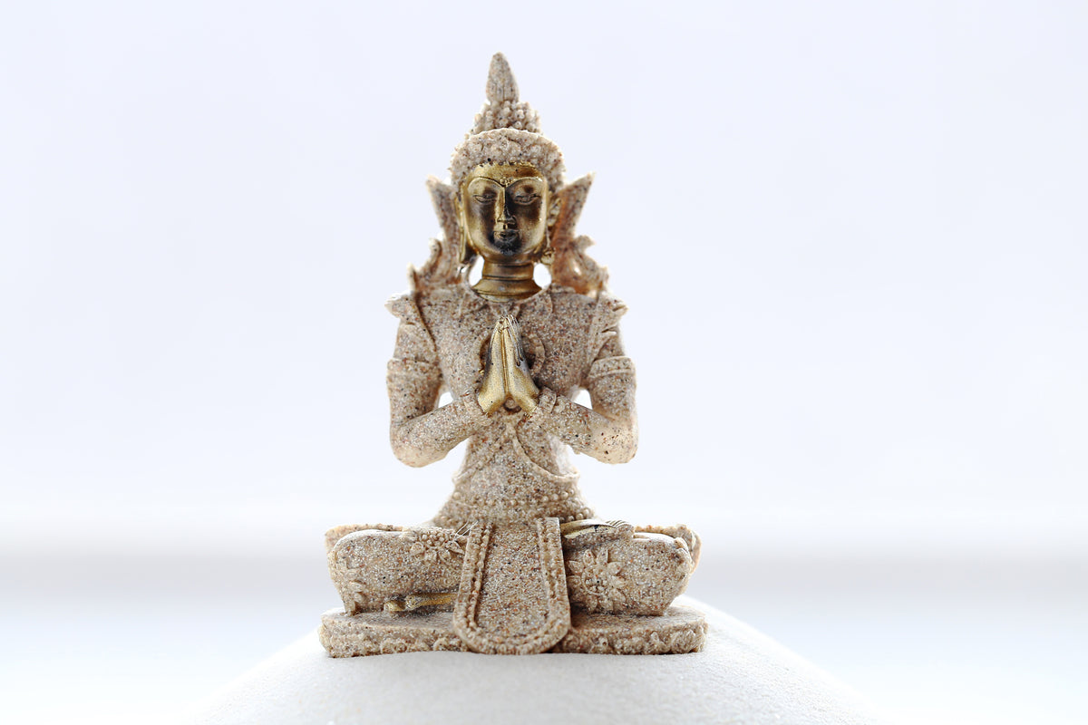 framedcanvas-print-sculpture-of-a-buddha