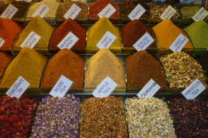 3-piece-canvas-print-spices-in-the-market