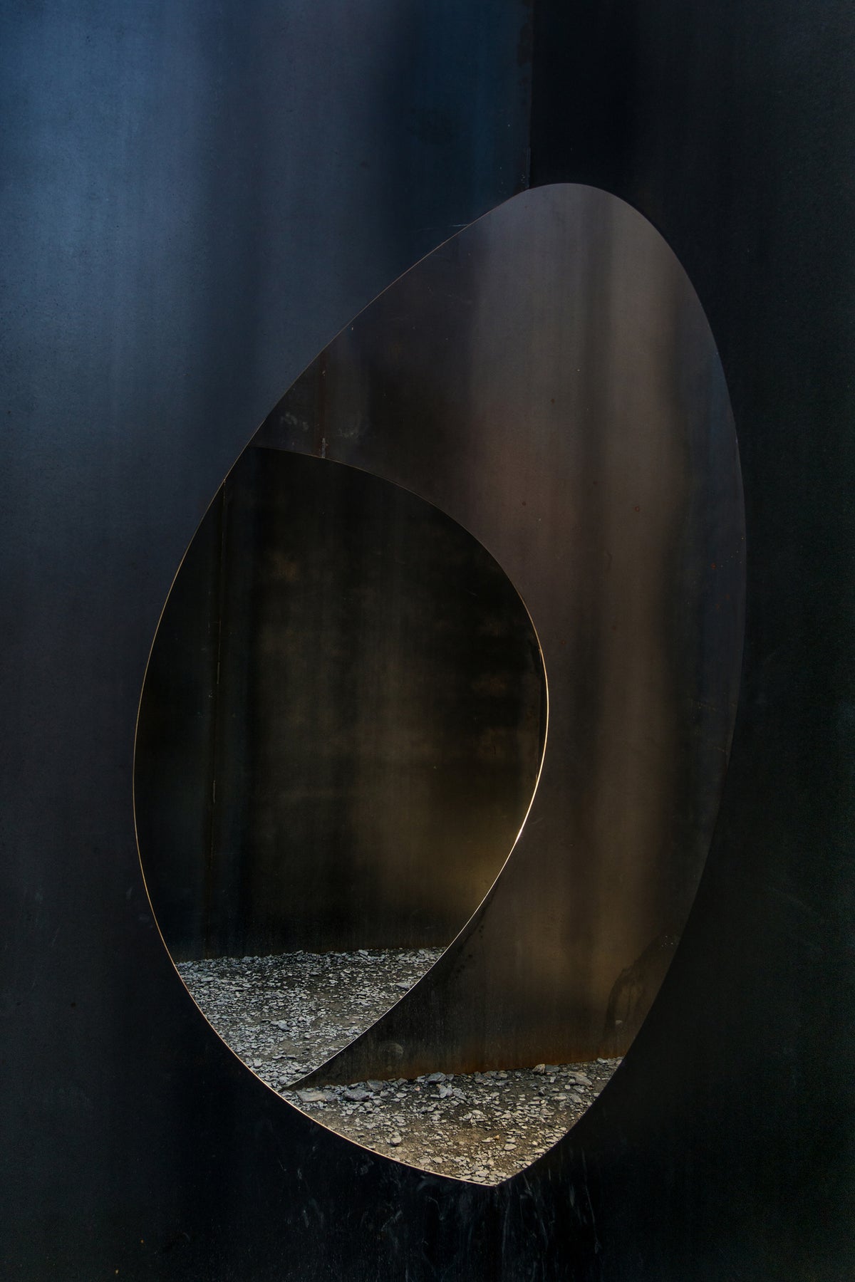 acrylic-print-oval-steel