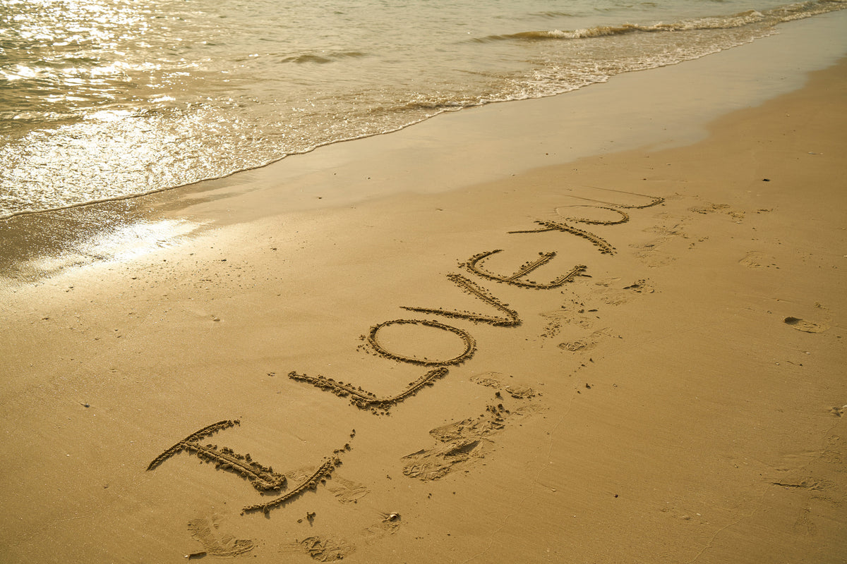 acrylic-print-sign-in-the-sand