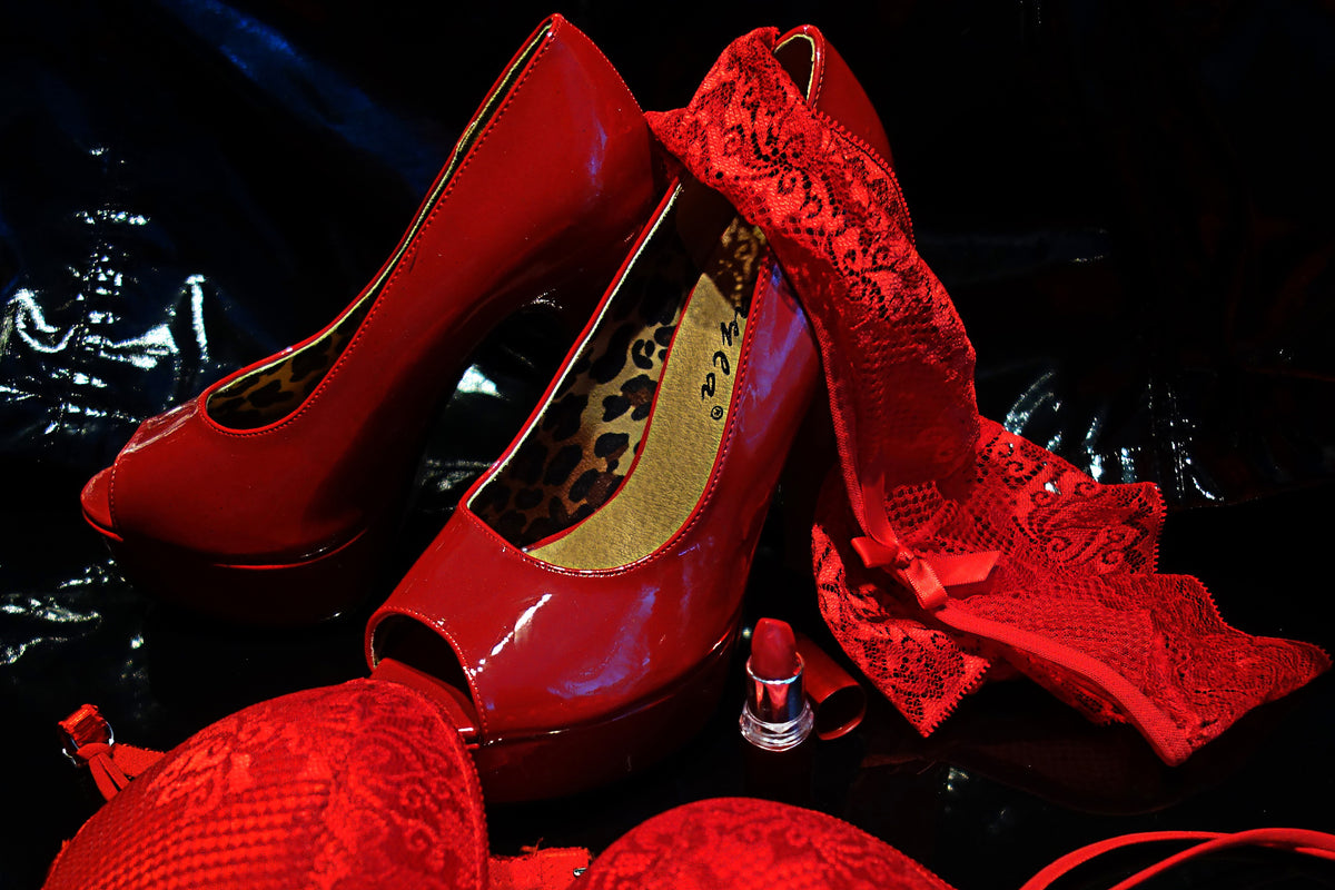 3-piece-aluminium-print-red-high-heels