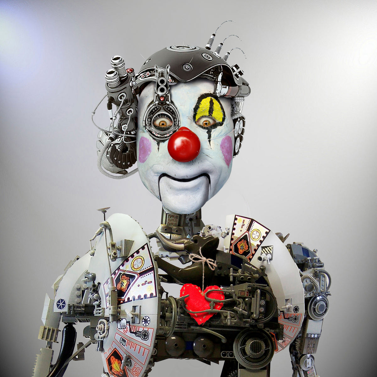 9-piece-aluminium-print-electronic-clown