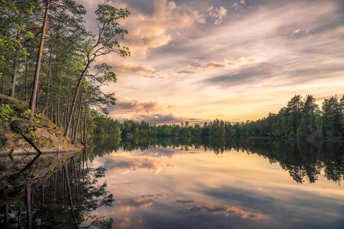 framedcanvas-print-lake-tarmsjapn-sweden-x