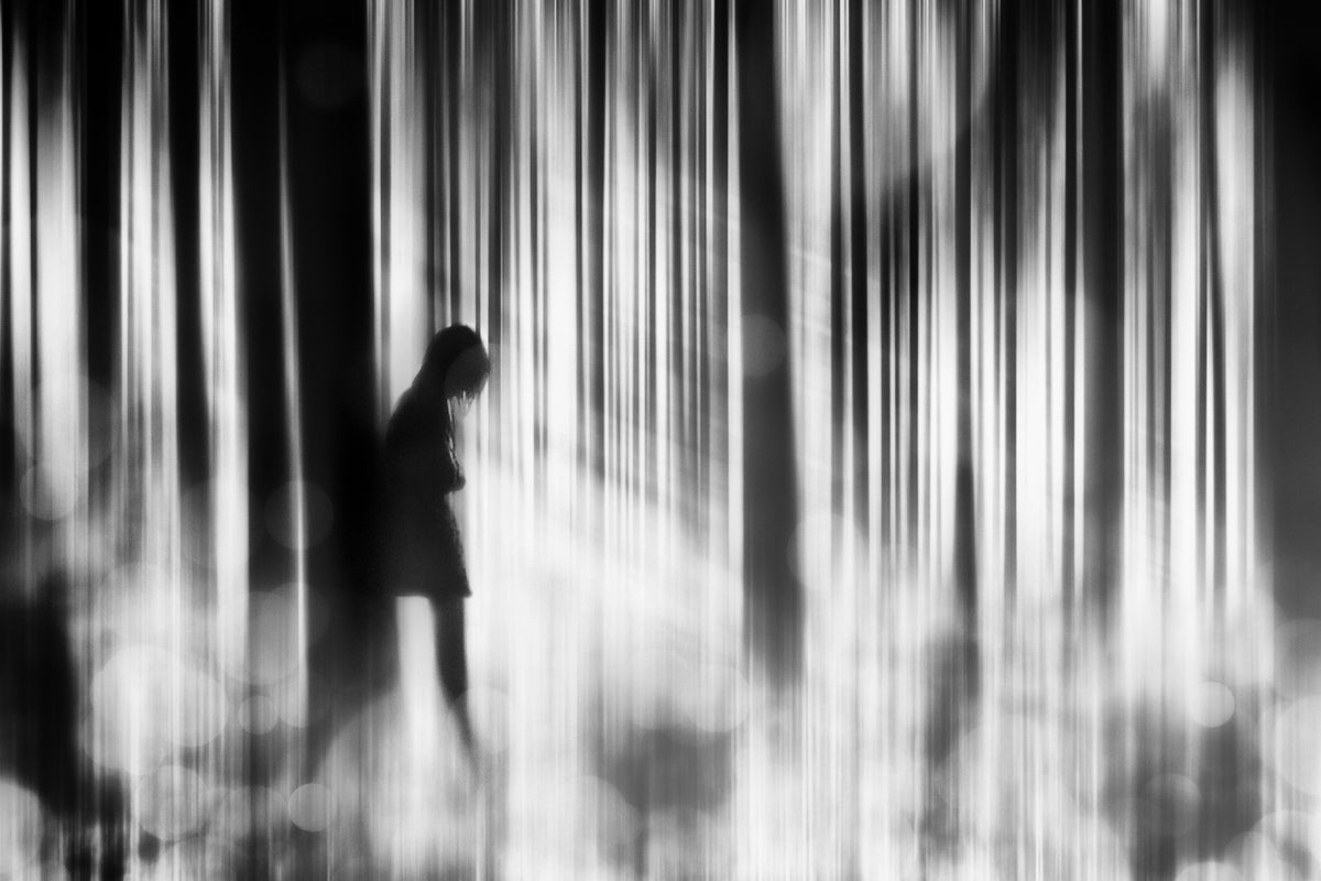 framedcanvas-print-caught-in-the-sorrow