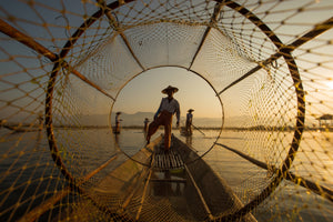 aluminium-print-inle-fisherman