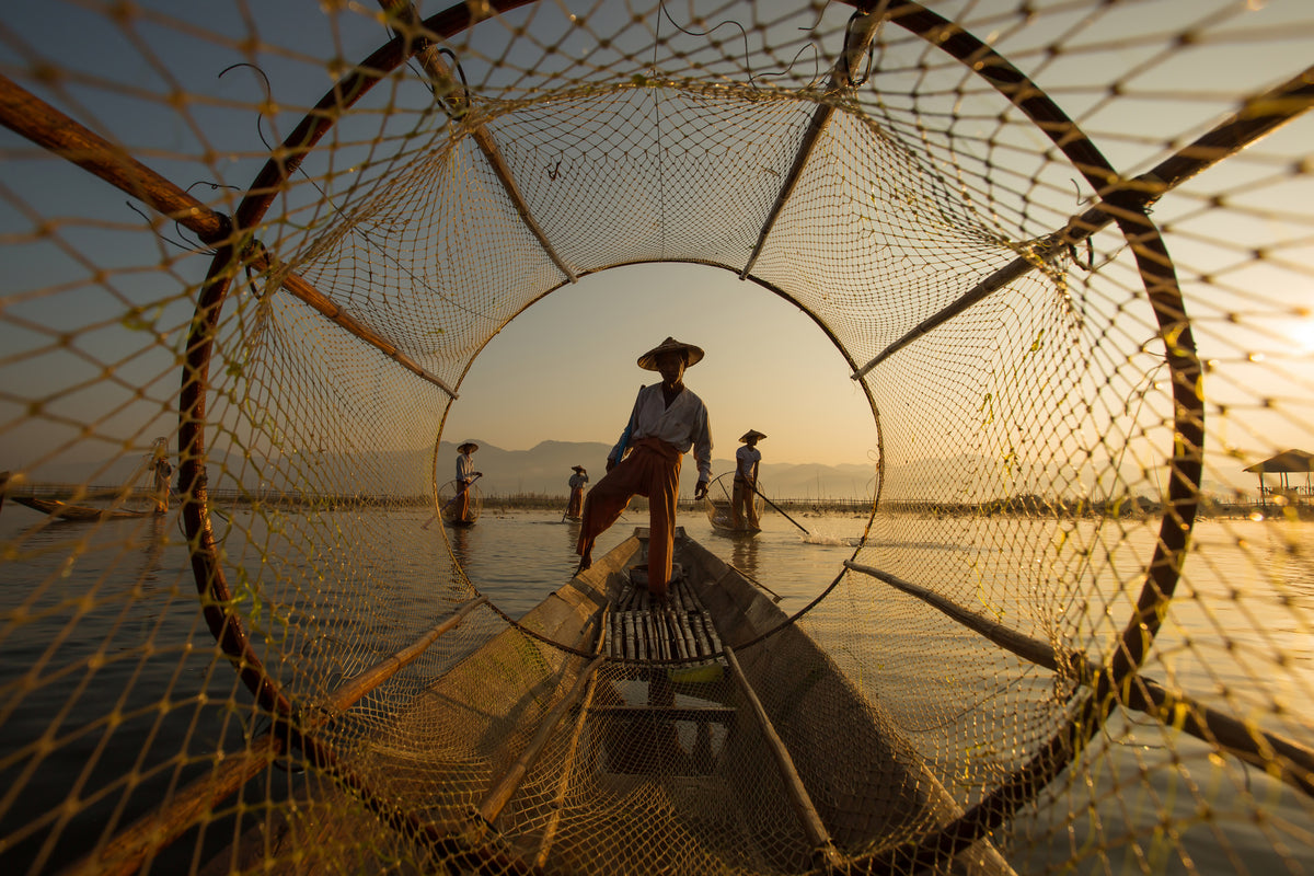 aluminium-print-inle-fisherman