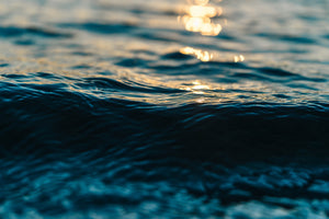 framedposter-print-the-water-surface