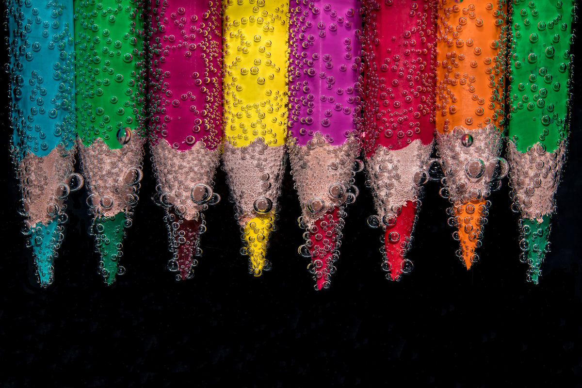 framedposter-print-crayons-in-the-water