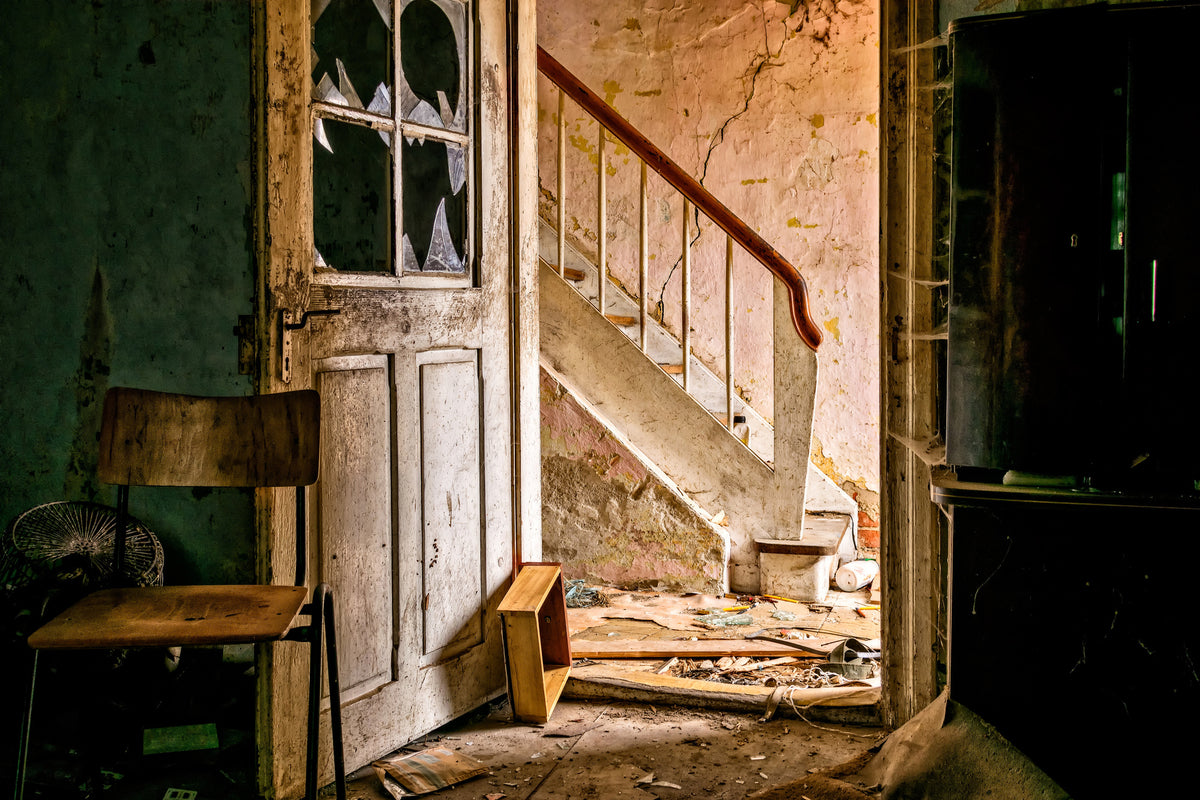 modern-3-piece-aluminium-print-crumbled-stairs