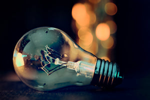 modern-3-piece-canvas-print-a-lightbulb