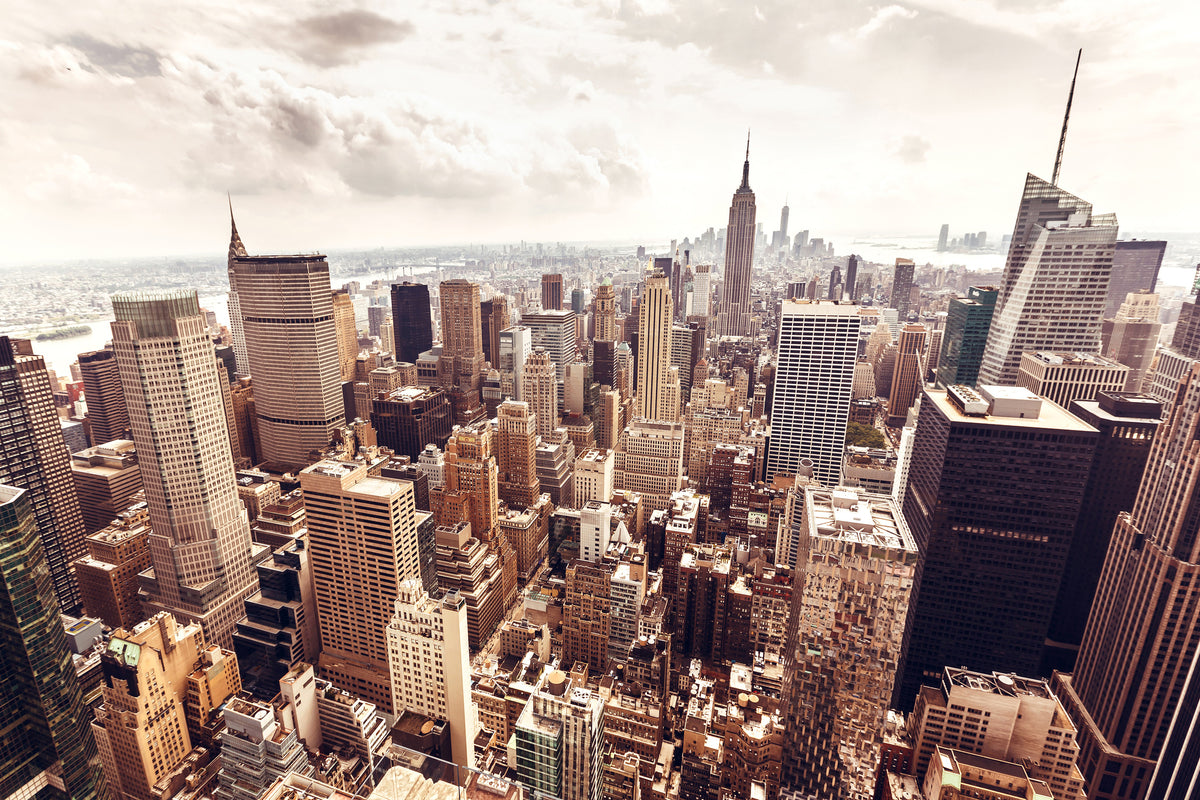 framedposter-print-skyline-over-the-roofs-of-manhattan