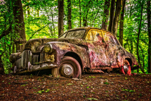 modern-3-piece-aluminium-print-abandoned-classic-car