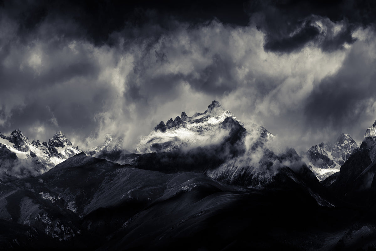 modern-3-piece-canvas-print-tibetan-land-devildoma