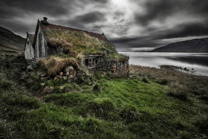canvas-print-turf-and-stones-x