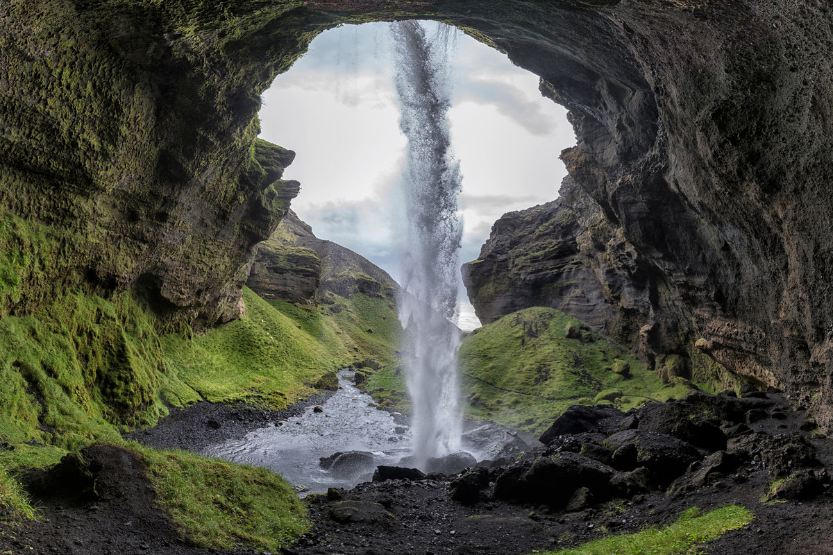 modern-3-piece-canvas-print-hidden-waterfall