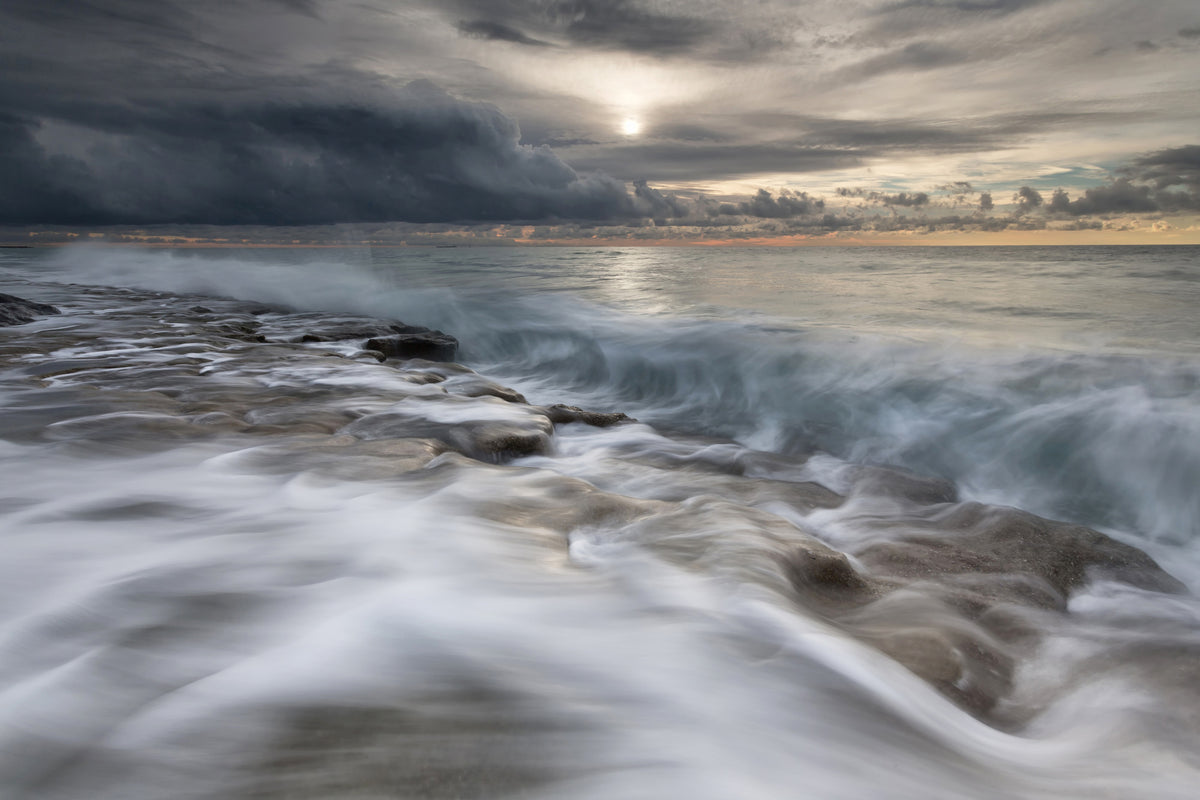 aluminium-print-action-in-sea-x