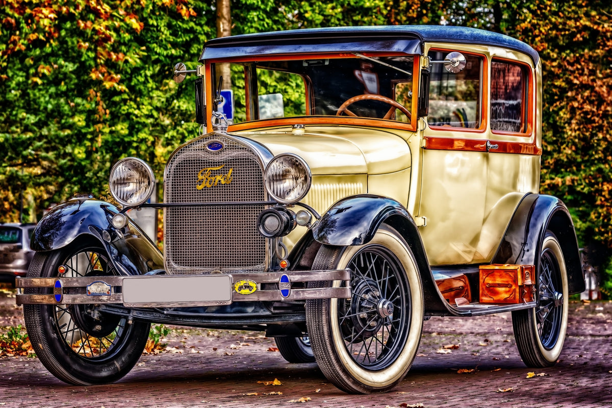 canvas-print-well-kept-classic-car