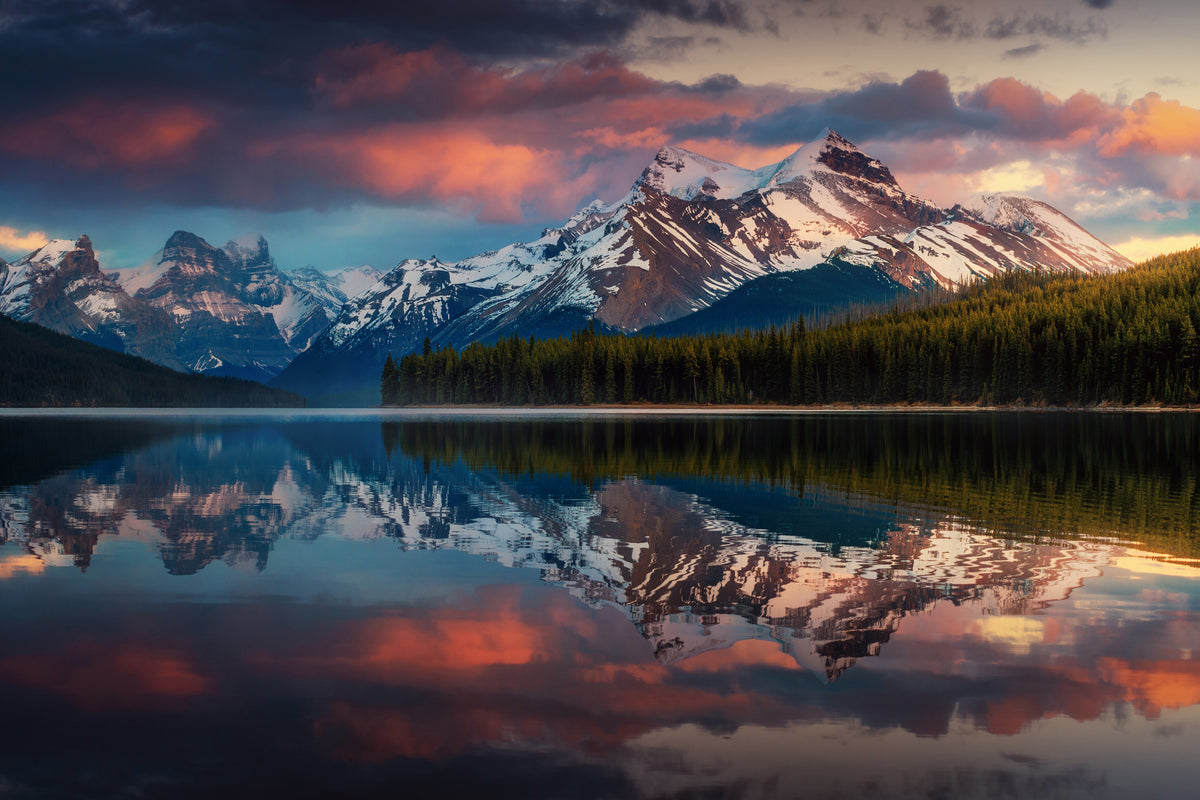 framedcanvas-print-maligne-color-x