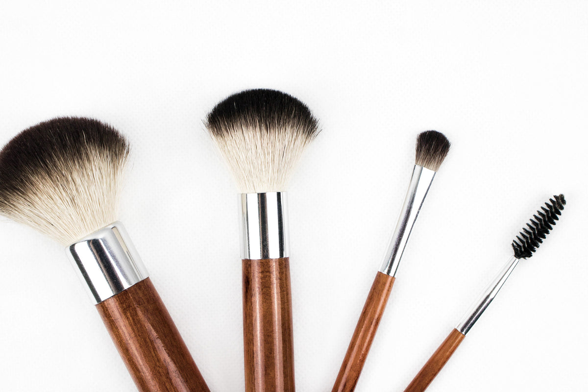 aluminium-print-make-up-brush