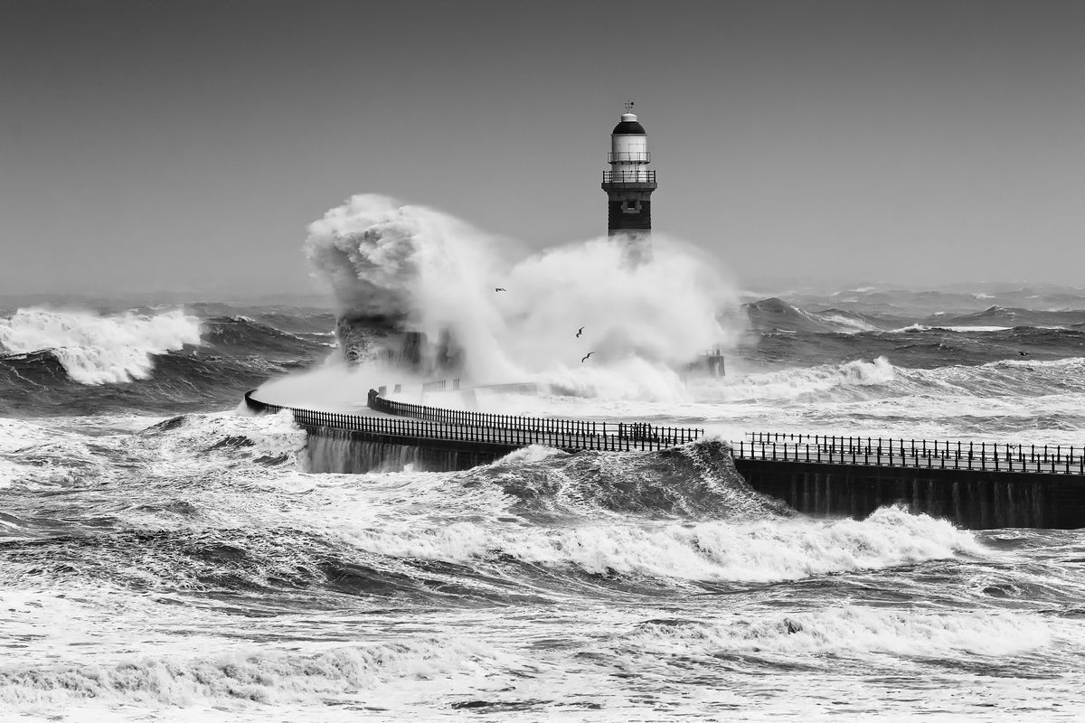 acrylic-print-power-of-the-sea-x