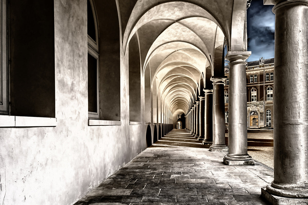 3-piece-canvas-print-baroque-passage