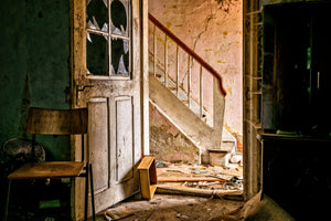 poster-print-crumbled-stairs