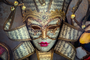 modern-3-piece-aluminium-print-venetian-mask
