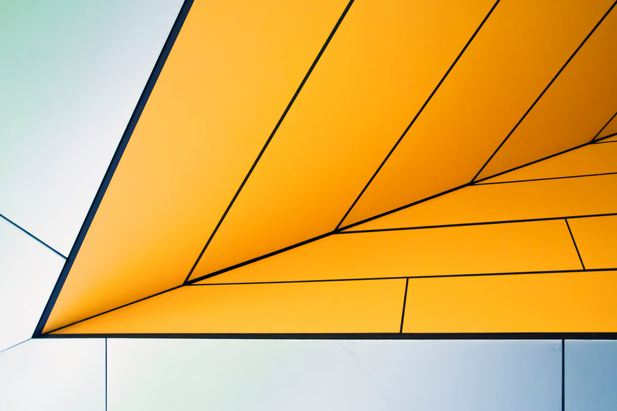 canvas-print-yellow-dart