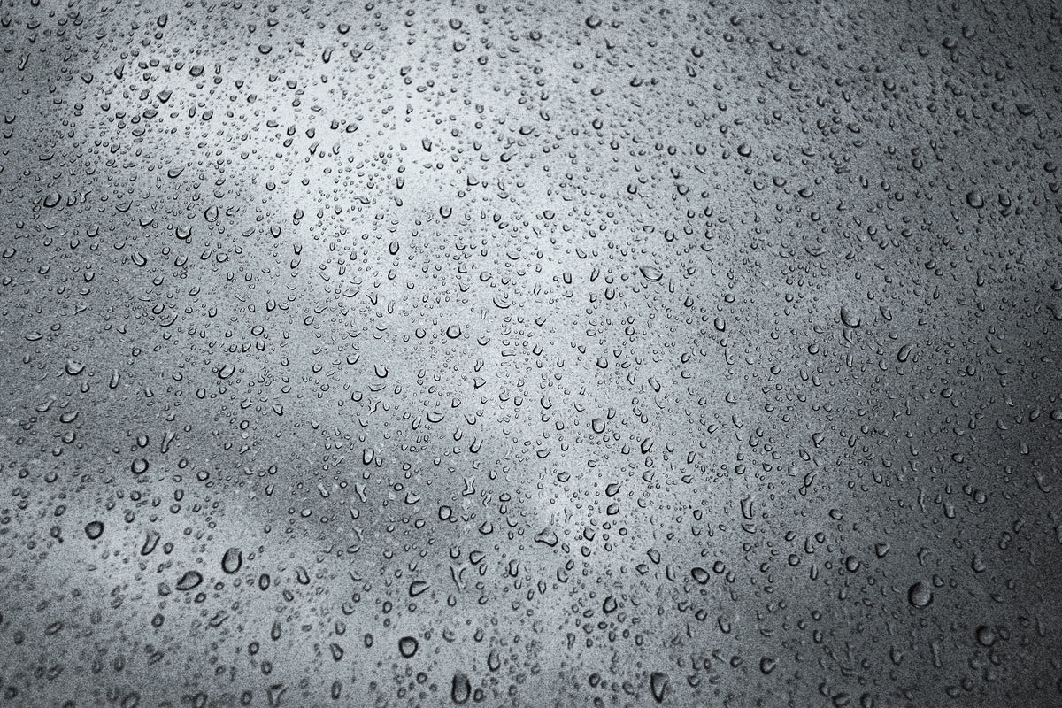 3-piece-aluminium-print-dark-raindrops-on-the-wall