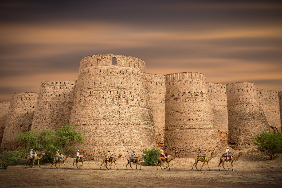 framedcanvas-print-derawar-fort-2-x