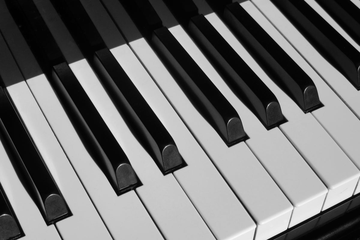 acrylic-print-close-up-piano