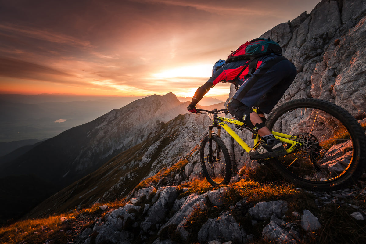 3-piece-aluminium-print-golden-hour-high-alpine-ride