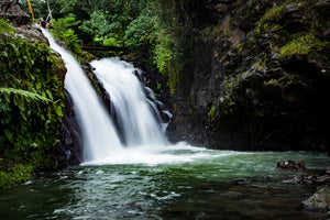 framedposter-print-waterfall-in-the-evening-light